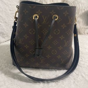 LV Neo Noe ( Black) MM